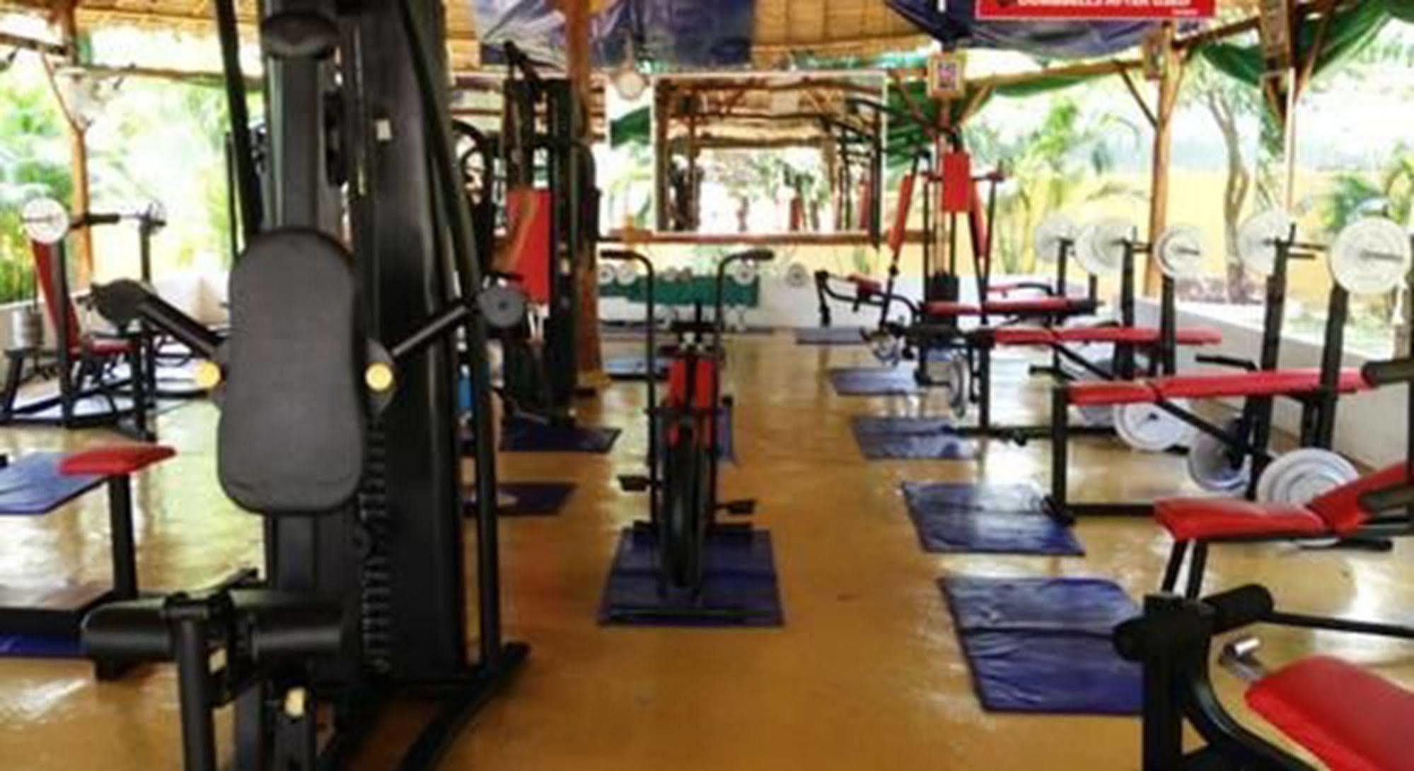 Fitness Resort Сиханоуквил Екстериор снимка